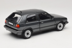Volkswagen Golf Mk2 CL Grey Metallic Norev 1:18 188556 Metalli — kuva 3 / 8