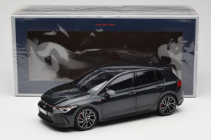 Volkswagen Golf GTI Mk8 Musta Metallic Norev 1:18 188591 Metalli — kuva 8 / 8