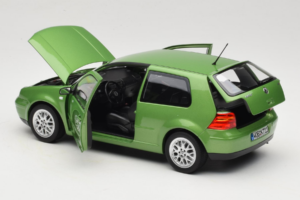 Volkswagen Golf GTI Mk4 Vihreä Metallic Norev 1:18 188571 Metalli — kuva 5 / 8
