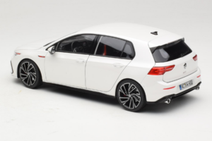 Volkswagen Golf GTI Mk8 White Metallic Norev 1:18 188593 Metalli — kuva 7 / 8
