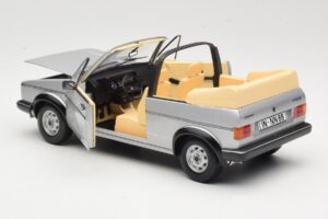 Volkswagen Golf Mk1 Avoauto Hopea Sun Star 1:18 VW004 Metalli — kuva 5 / 8