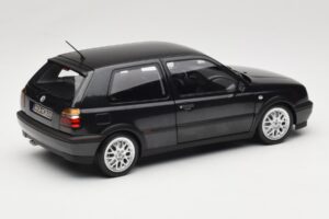 Volkswagen Golf Mk3 GTI Black Metallic Norev 1:18 188415 Metalli — kuva 3 / 8