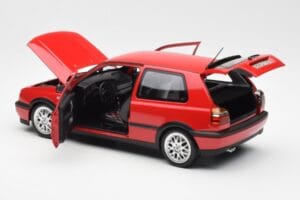Volkswagen Golf Mk3 GTI Flash Red Norev 1:18 188418 Metalli — kuva 5 / 8