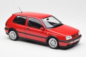 Volkswagen Golf Mk3 GTI Flash Red Norev 1:18 188418 Metalli — kuva 6 / 8