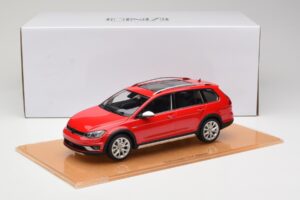Volkswagen Golf Mk7 Alltrack Tornado Red DNA 1:18 DNA000035 Hartsi — kuva 6 / 6