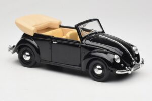 Volkswagen Kupla Avoauto Musta Maisto 1:18 37800-M6 Metalli — kuva 6 / 8
