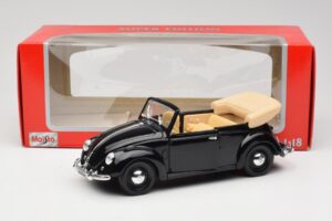 Volkswagen Kupla Avoauto Musta Maisto 1:18 37800-M6 Metalli — kuva 8 / 8
