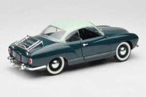 Volkswagen Karmann Ghia Sininen Solido 1:18 8061 Metalli — kuva 3 / 8
