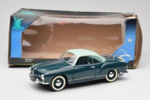 Volkswagen Karmann Ghia Sininen Solido 1:18 8061 Metalli — kuva 8 / 8