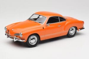 Volkswagen Karmann Ghia Oranssi Minichamps 1:18 155054020 Metalli
