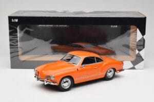 Volkswagen Karmann Ghia Oranssi Minichamps 1:18 155054020 Metalli — kuva 6 / 6