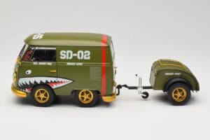 Volkswagen Kool Kombi Army Fighter Green Solido 1:18 S1810901 Metalli — kuva 4 / 8