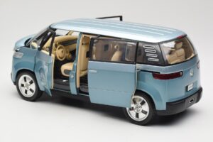 Volkswagen Microbus Concept Vaaleanvihreä Revell 1:18 08444 Metalli — kuva 5 / 8