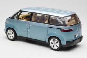Volkswagen Microbus Concept Vaaleanvihreä Revell 1:18 08444 Metalli — kuva 7 / 8