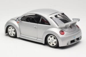 Volkswagen New Beetle RSi Hopea Bburago 1:18 3306 Metalli — kuva 7 / 8