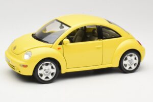 Volkswagen New Beetle Keltainen Bburago 1:18 BEETLE001 Metalli