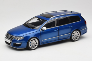 Volkswagen Passat B6 R36 Variant Sininen NZG 1:18 KF044 Metalli — kuva 3 / 9