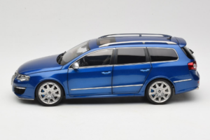 Volkswagen Passat B6 R36 Variant Sininen NZG 1:18 KF044 Metalli — kuva 5 / 9