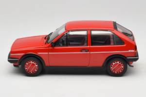 Volkswagen Polo II Coupe Fox MCG 1:18 MCG18523 Metalli — kuva 3 / 6