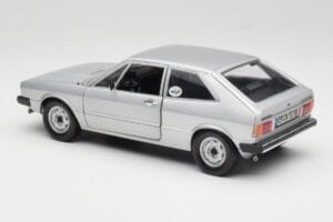 Volkswagen Scirocco GT Mk1 Silver Metallic Revell 1:18 08833 Metalli — kuva 7 / 8