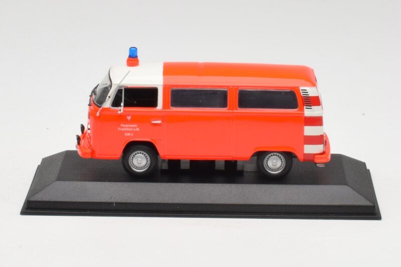 Volkswagen T2 Bus Palokunta Frankfurt Punaiset Puskurit Minichamps 1:43 400053091-V1 Metalli