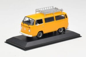 Volkswagen T2 Bus Keltainen Minichamps 1:43 400053002 Metalli — kuva 2 / 4