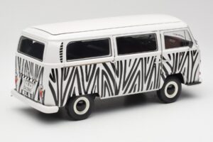 Volkswagen T2a Bus Safari Schuco 1:18 00191 Metalli — kuva 3 / 8