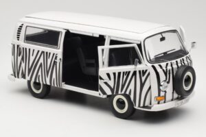 Volkswagen T2a Bus Safari Schuco 1:18 00191 Metalli — kuva 5 / 8