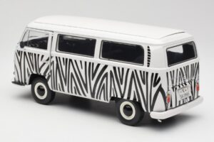 Volkswagen T2a Bus Safari Schuco 1:18 00191 Metalli — kuva 7 / 8