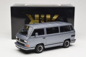 Volkswagen T3 Porsche B32 Minibus Sininen KK-Scale 1:18 KKDC180221 Metalli — kuva 6 / 6