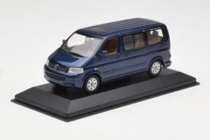 Volkswagen T5 Bus Shadow Blue Minichamps 1:43 842902102 Metalli — kuva 2 / 4