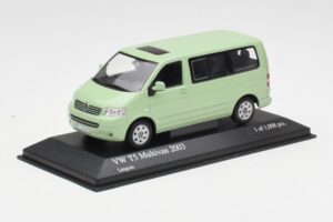 Volkswagen T5 Multivan California Limeenvihreä Minichamps 1:43 400052201 Metalli — kuva 2 / 4