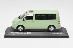 Volkswagen T5 Multivan California Limeenvihreä Minichamps 1:43 400052201 Metalli