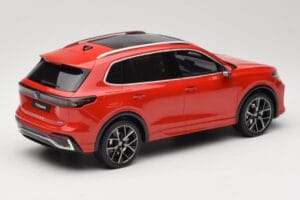 Volkswagen Tiguan eTSI R-Line Persimmon Red Metallic Otto 1:18 OT489 Hartsi — kuva 2 / 6