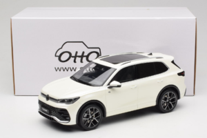 Volkswagen Tiguan R-Line Oryx White Pearl Otto 1:18 OT1219 Hartsi — kuva 6 / 6