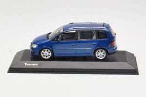 Volkswagen Touran Sininen Minichamps 1:43 TOURAN002 Metalli