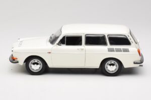 Volkswagen Type 3 1600 L Variant Poliisi Minichamps 1:18 100051091 Metalli — kuva 4 / 8