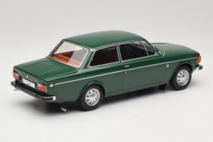 Volvo 142 Vihreä MCG 1:18 MCG18005 Metalli — kuva 2 / 6