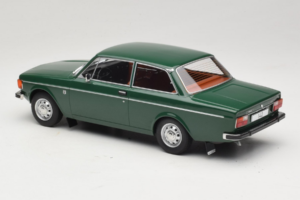Volvo 142 Vihreä MCG 1:18 MCG18005 Metalli — kuva 5 / 6