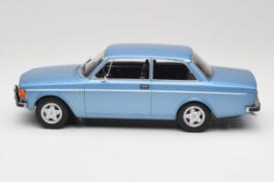 Volvo 142 Vaaleansininen MCG 1:18 MCG18444 Metalli — kuva 3 / 6