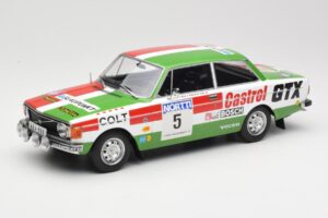 Volvo 142 #5 H. Mikkola / E. Rautanen Rally 1000 Lakes 1973 MCG 1:18 MCG18529R Metalli