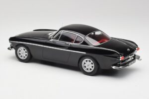 Volvo 1800S Musta Norev 1:18 188703 Metalli — kuva 5 / 6