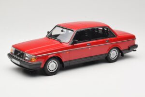 Volvo 240 GL Tummanpunainen Minichamps 1:18 166171401 Metalli