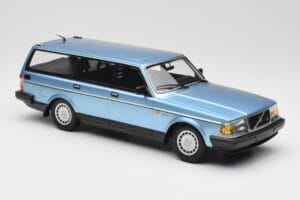 Volvo 240 GL Estate Blue Metallic Minichamps 1:18 155171414 Metalli — kuva 4 / 6