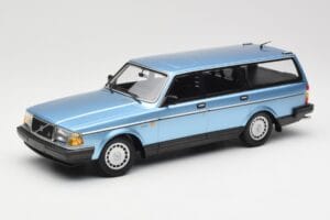 Volvo 240 GL Estate Blue Metallic Minichamps 1:18 155171414 Metalli