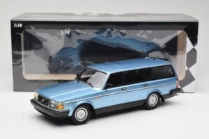 Volvo 240 GL Estate Blue Metallic Minichamps 1:18 155171414 Metalli — kuva 6 / 6