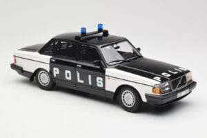 Volvo 240 GL Polis Sweden Musta Minichamps 1:18 155171497 Metalli — kuva 4 / 6