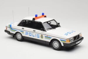 Volvo 240 GL Polis Sweden Minichamps 1:18 155171490 Metalli — kuva 4 / 6
