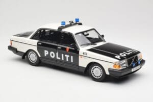Volvo 240 GL Politi Norway Musta Minichamps 1:18 155171496 Metalli — kuva 4 / 6