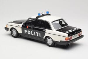 Volvo 240 GL Politi Norway Musta Minichamps 1:18 155171496 Metalli — kuva 5 / 6